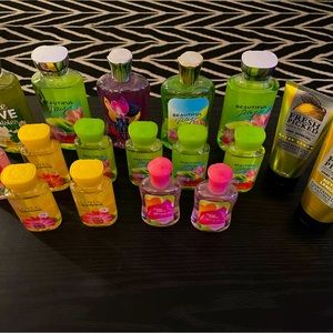 All new bath and body works 15 body wash and 2 hand and body lotion